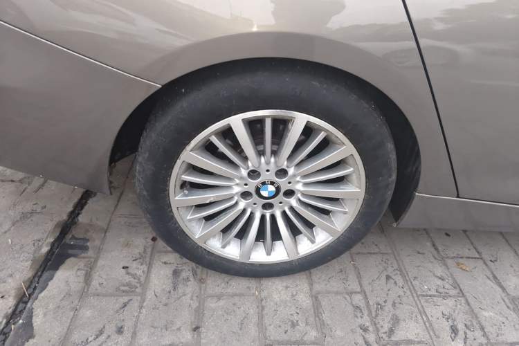 Used BMW 3 Series GT 2014 320i Design Package Model
