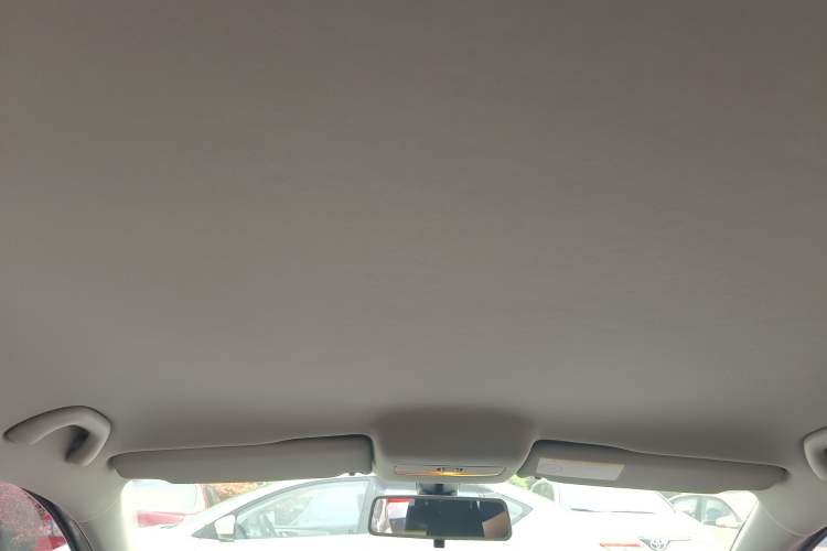 Used Volkswagen Polo 2014 1.6L Automatic Comfort Edition
