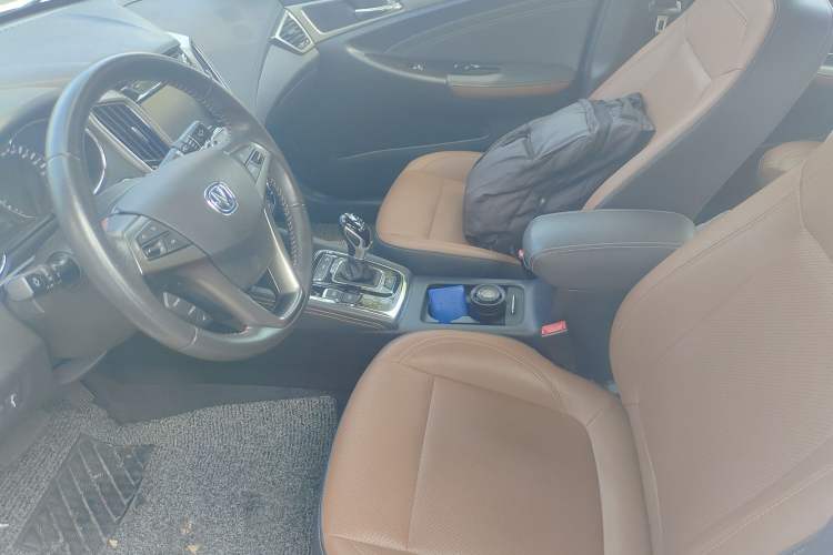 Used CHANGAN Eado New Energy 2018 1.0T PHEV Navigation Model Left Front Seat