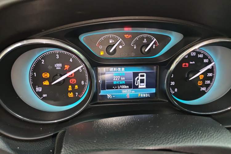 Used Buick Envision 2015 20T Two-Wheel-Drive Elite Model Instrument Cluster