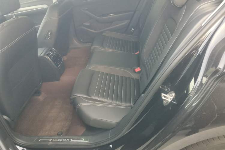 Used Volkswagen Magotan 2020 330TSI DSG Leading Model
