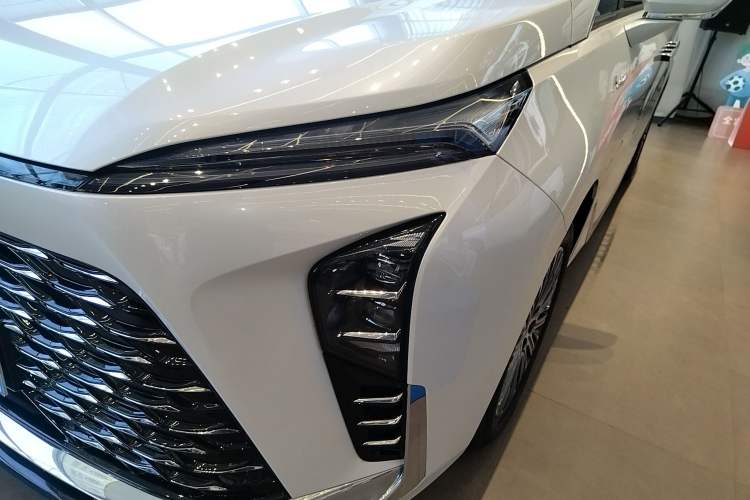 Used Buick GL8 New Energy 2024 Lu Zun Smart Edition 7-Seater