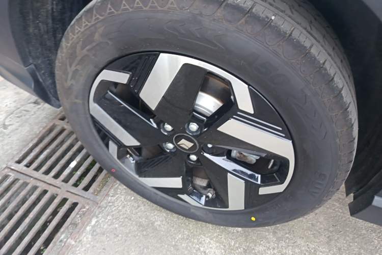 Used Baojun Yunhai 2024 140km Plug-in Hybrid Version