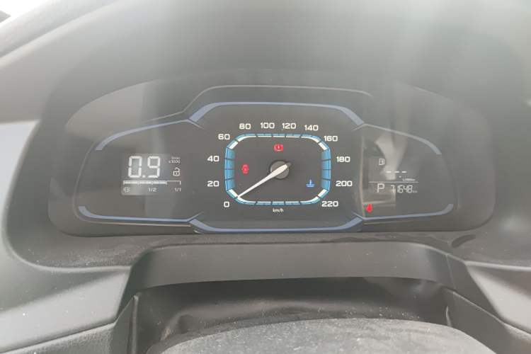 Used Roewe 360 2015 1.5L Automatic Luxury Edition
