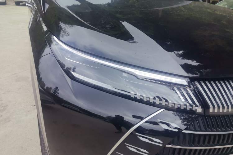 Used BYD Frigate 07 2023 DM-i 100KM Prestige Model Right Front Headlight