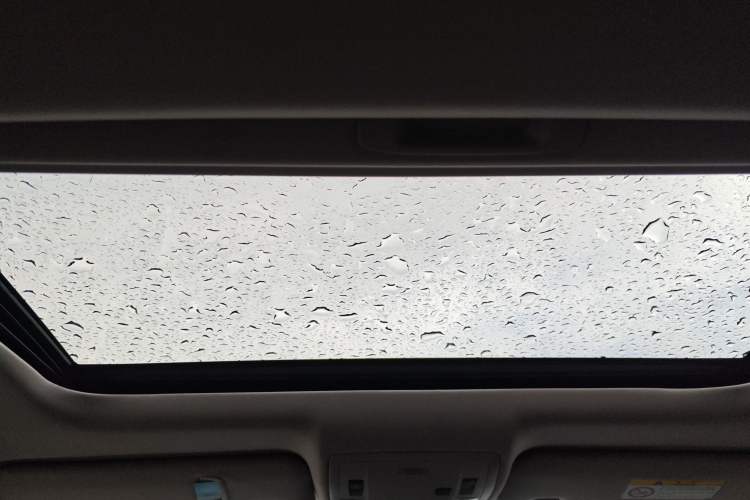 Used Lexus ES 2015 300h Comfort Edition
