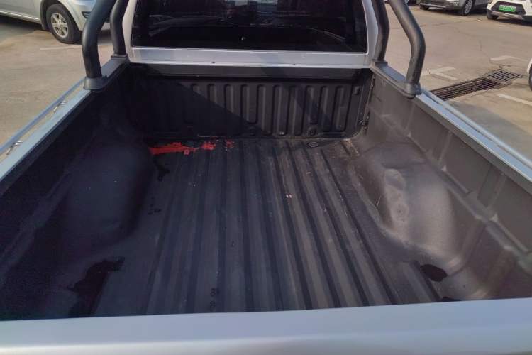 Used Great Wall Wingle 7 2019 2.0T Diesel Two-Wheel Drive Value Edition China VI Standard Big Double Cab GW4D20M