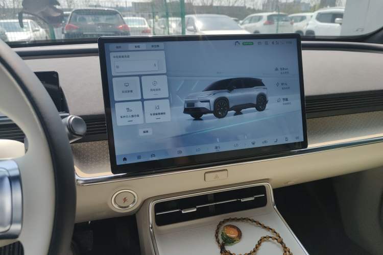 Used Toyota BZ 3X 2025 520 Pro Audio And AC Panel