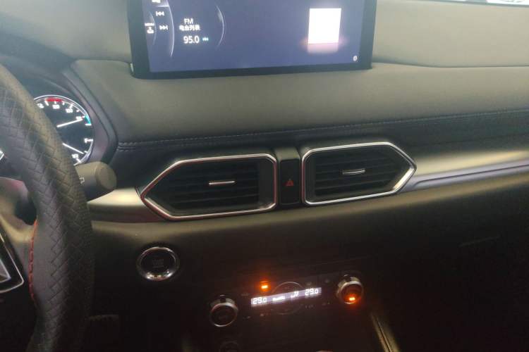 Used Mazda CX-5 2025 2.0L Automatic Two-Wheel Drive ZhiShang Pro