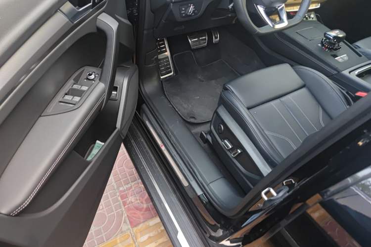 Used Audi Q5L 2025 40 TFSI Luxury Dynamic Edition