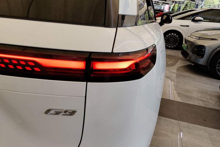 Used XPeng G9 2022 702 Pro Right Rear Taillight