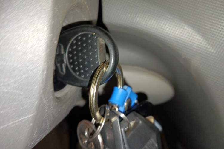 Used Chevrolet Sail 2013 Sedan 1.4L Manual Elegance Edition
