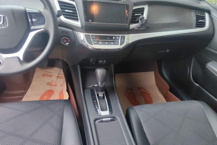 Used Honda Jade 2014 1.8L Automatic Comfort Elite Version 5 Seats