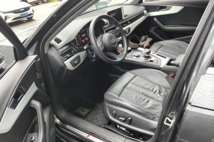 Used Audi A4L 2019 40 TFSI Fashion Edition China VI Emission Standard