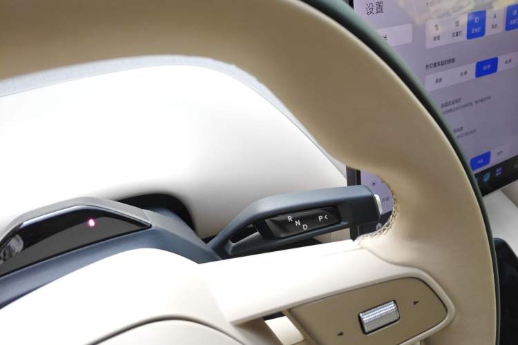 Used Xiaomi Auto YU7 2025 Ultra-Long Range High-Performance All-Wheel-Drive Max Edition