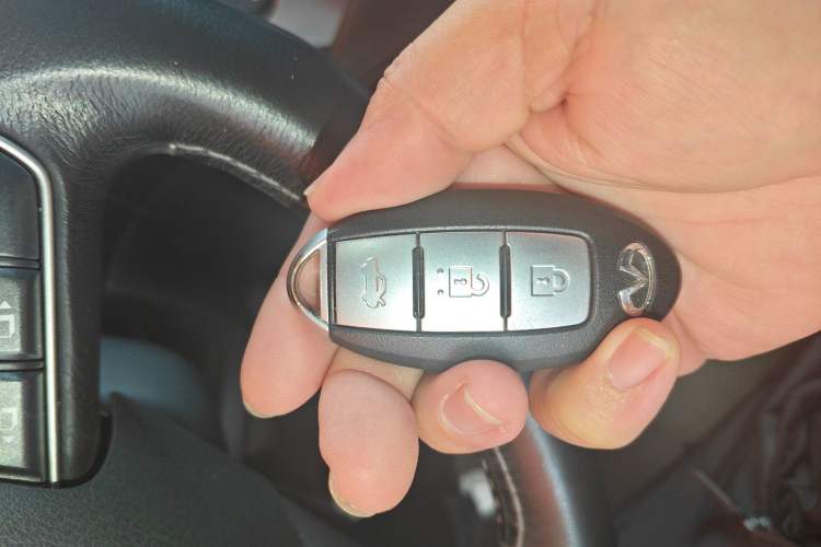 Used Infiniti Q50L 2016 2.0T Enjoyment Edition Vehicle Key