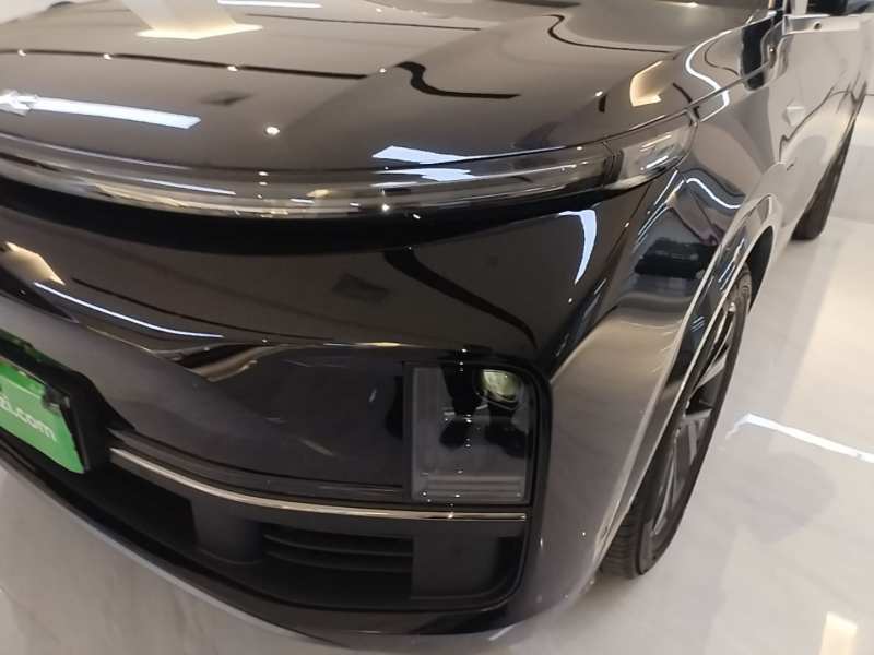 Used Li Auto L8 2023 Pro Model — 23