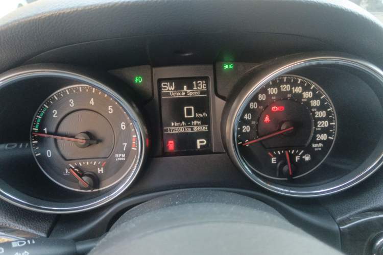 Used Jeep Grand Cherokee 2011 3.6L Comfort Edition
