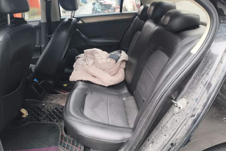 Used Volkswagen Santana 2013 1.6L Automatic Comfort Edition