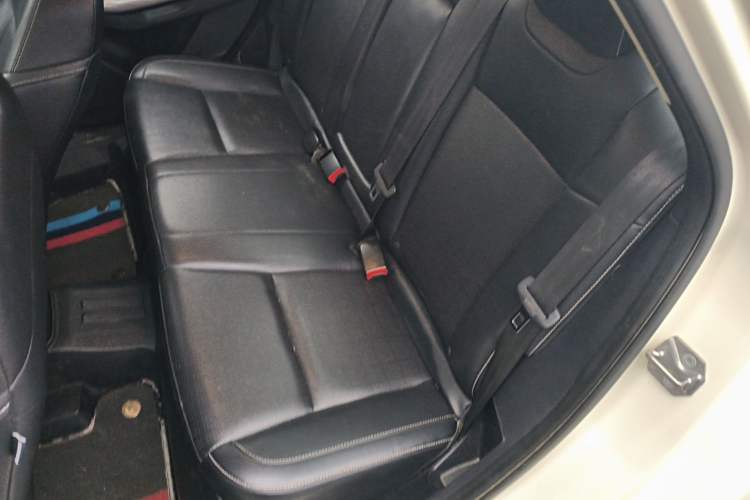 Used Ford Escort 2017 Happiness Edition 1.5L Automatic Fashion Version Left Rear Seat