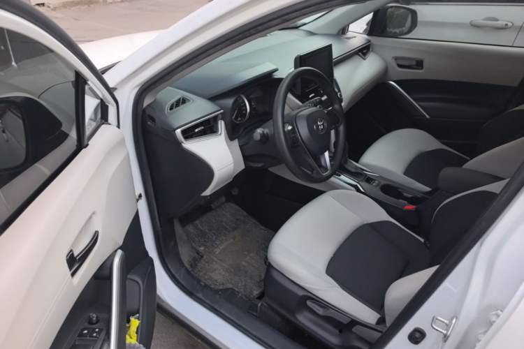 Used Toyota FRONTLANDER 2022 2.0L CVT Elite Edition
