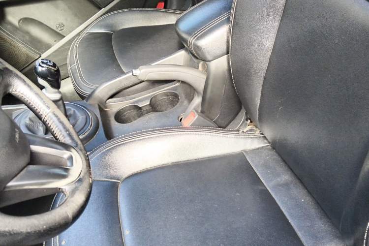 Used Kia Sportage R 2012 2.0L Manual Two-Wheel Drive GLS Left Front Seat