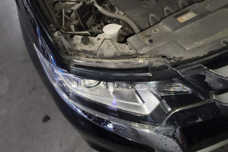 Used Mitsubishi Outlander 2017 2.0L Two-Wheel Drive Glory Edition 5 Seats
