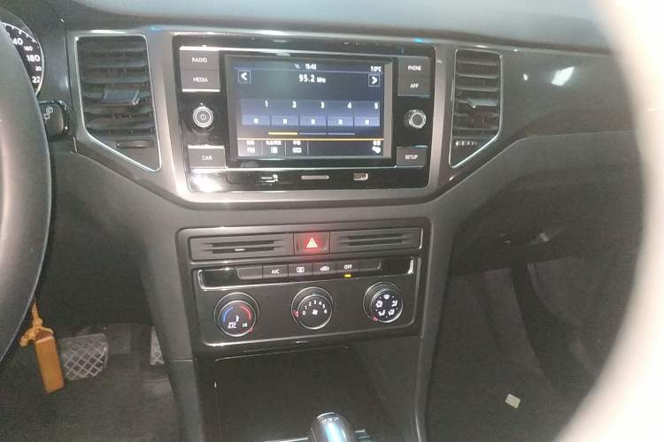 Used Volkswagen Golf Sportsvan 2018 230TSI Automatic Trend Edition