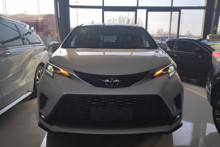 Used Toyota Granvia 2026 Model 2.5L Hybrid Prestige PLUS Four-Wheel Drive Edition