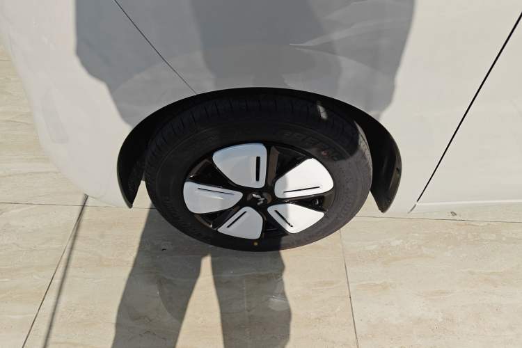 Used Wuling Hongguang MINIEV 2025 Four-Door Version Advanced Edition
