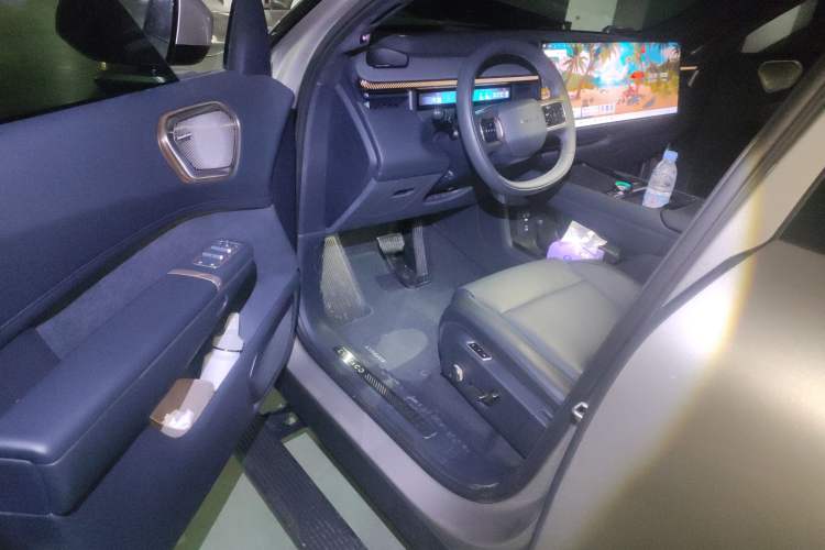 Used Lynk & Co 900 2025 1.5T Ultra