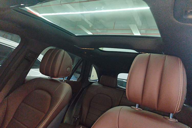 Used Mercedes-Benz GLC 2020 Facelifted GLC 260 L 4MATIC Dynamic Edition
