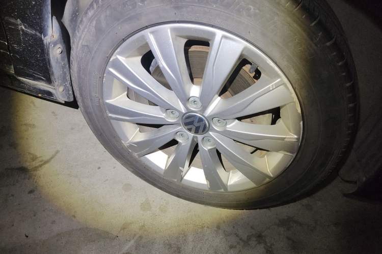 Used Volkswagen Sagitar 2012 1.4TSI Automatic Luxury Edition