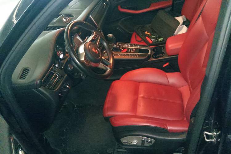 Used Porsche Macan 2018 Macan 2.0T
