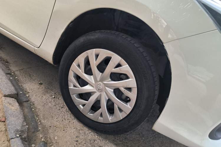 Used Toyota Vios 2022 1.5L 20th Anniversary Edition Right Front Wheel Hub