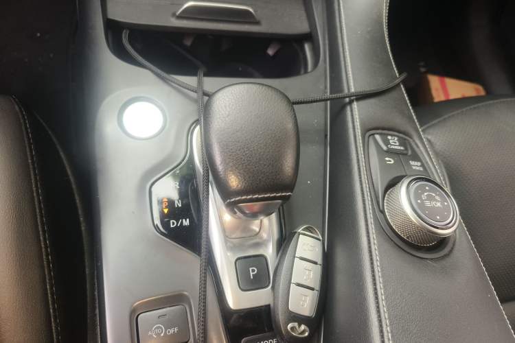 Used Infiniti QX50 2018 2.0T Four-Wheel Drive Smart Edition Gear Lever