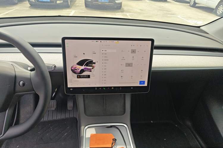 Used Tesla Model Y 2024 Rear-Wheel-Drive Version Audio And AC Panel