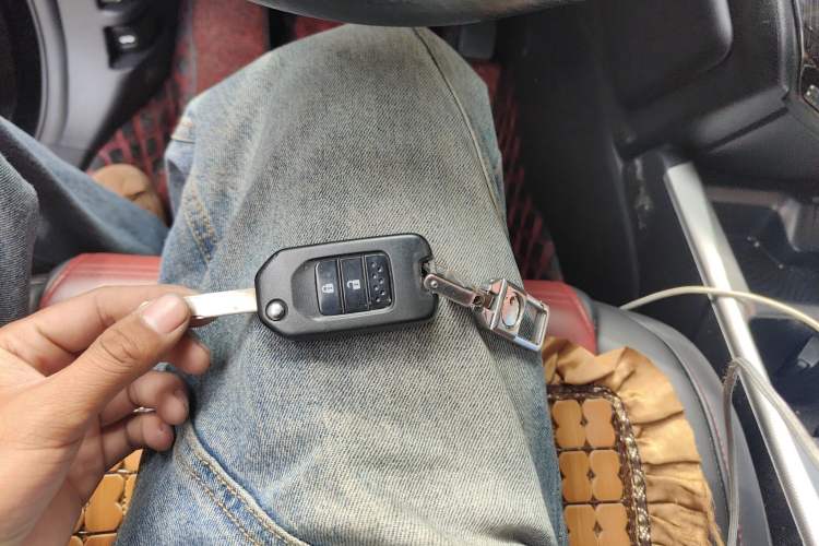 Used Honda CR-V 2019 240TURBO CVT 2WD Comfort Version China VI Emission Standard Vehicle Key