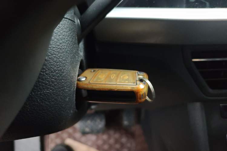 Used Volkswagen Lavida 2022 1.5L Automatic Vision Edition