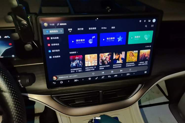 Used Denza D9 2022 DM-i 970 Four-Wheel Drive Prestige Model
