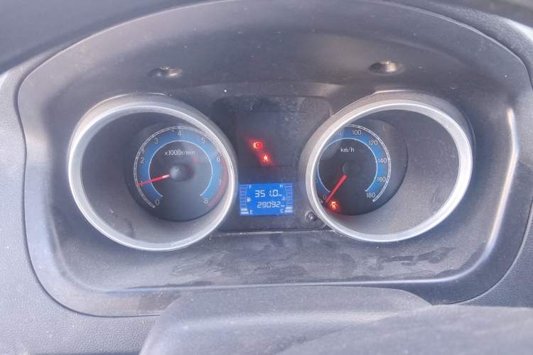 Used CHANGAN KAICHENG Ruixing M60 2020 1.5L Base Version China VI Standard 2-Seater Van with DAM15KR Engine Instrument Cluster