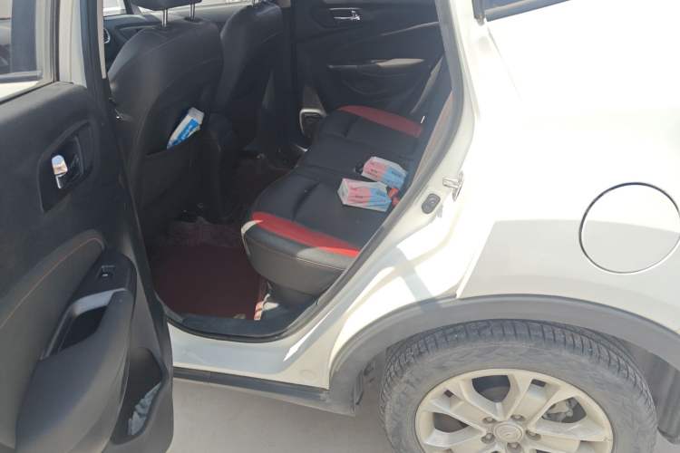 Used CHANGAN CS15 2016 1.5L Manual Luxury Edition