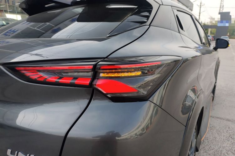 Used CHANGAN UNI-T 2022 1.5T Luxury Edition Right Rear Taillight