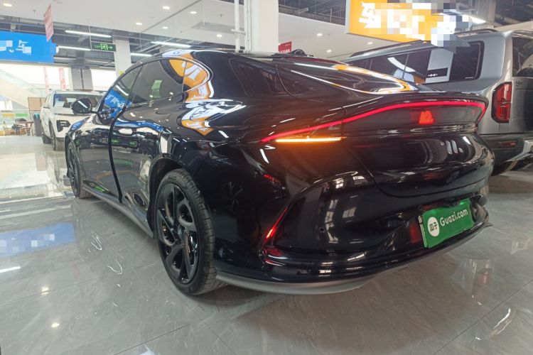 Used IM L6 2024 Max Enhanced Performance Edition Exterior 2