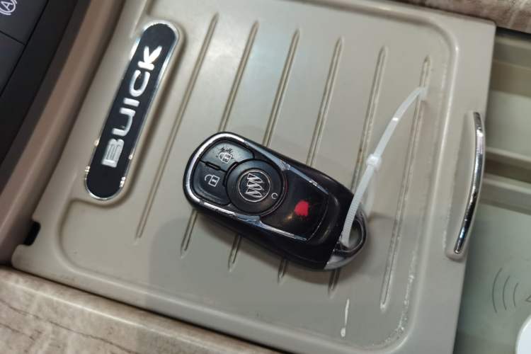 Used Buick GL8 2018 ES 28T Comfort Model China VI Standard
