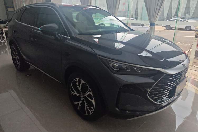 Used BYD Tang New Energy 2025 Intelligent Driving Version DM-i 115KM Flagship Edition Front Right 45 Deg