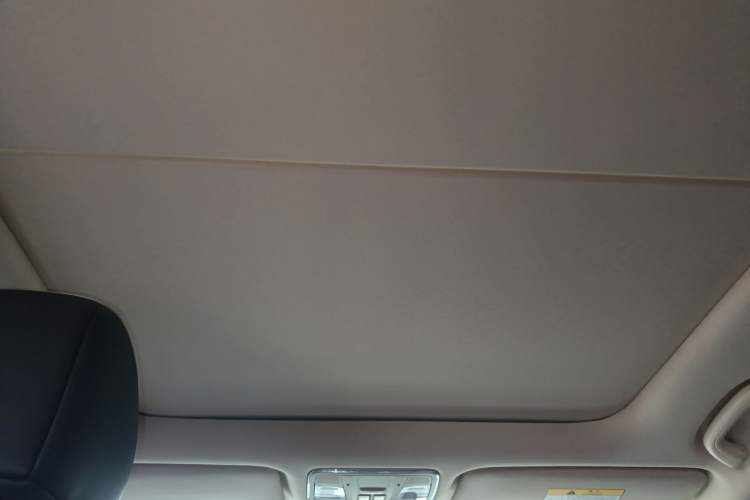 Used CHANGAN Raeton CC 2018 1.5T Automatic Haoya Model Guangmang Edition China V Standard Headliner