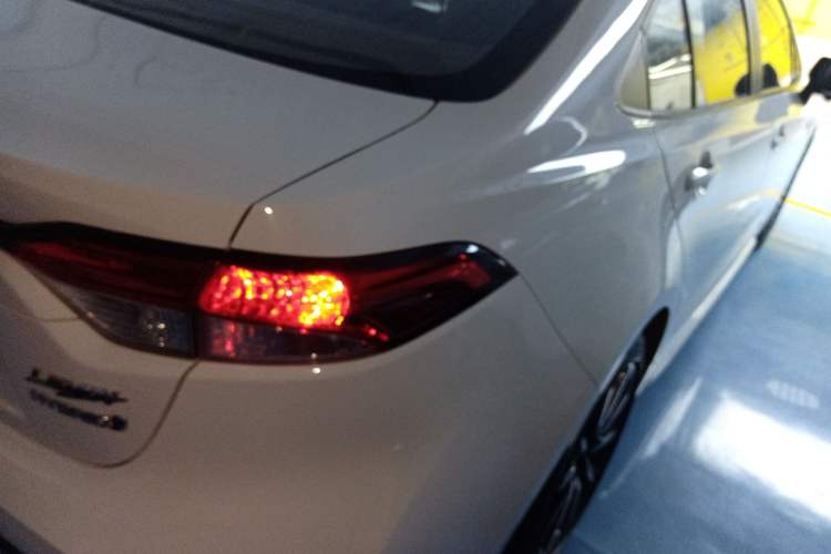 Used Toyota Levin 2023 Smart Electric Hybrid Dual-Engine 1.8L Sport Edition
