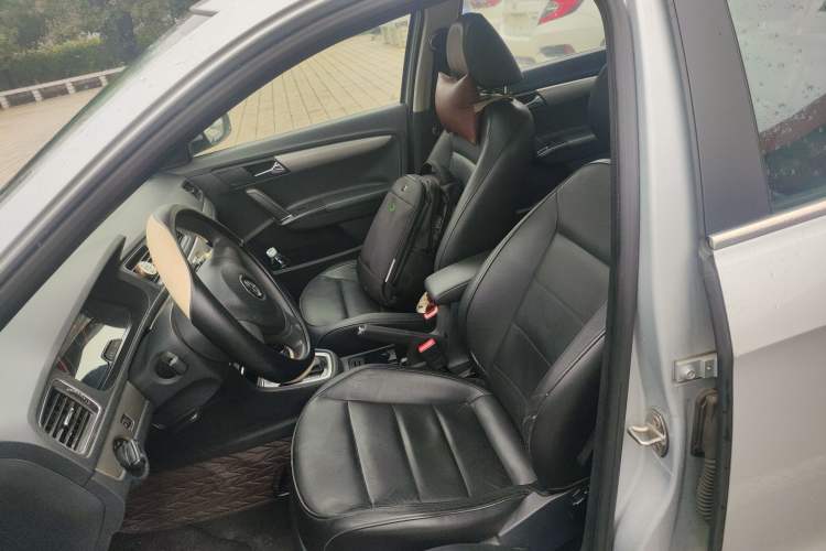 Used Volkswagen Lavida 2013 Restyled Classic 1.6L Automatic Comfort Edition