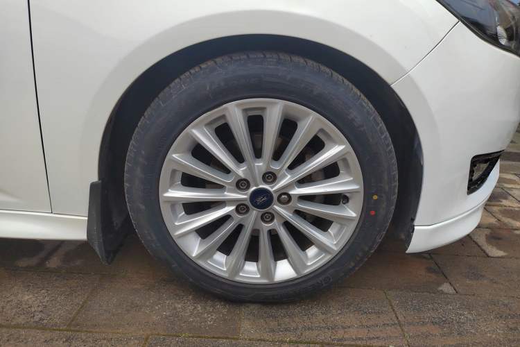 Used Ford Focus 2015 Hatchback EcoBoost 180 Automatic Sport Model